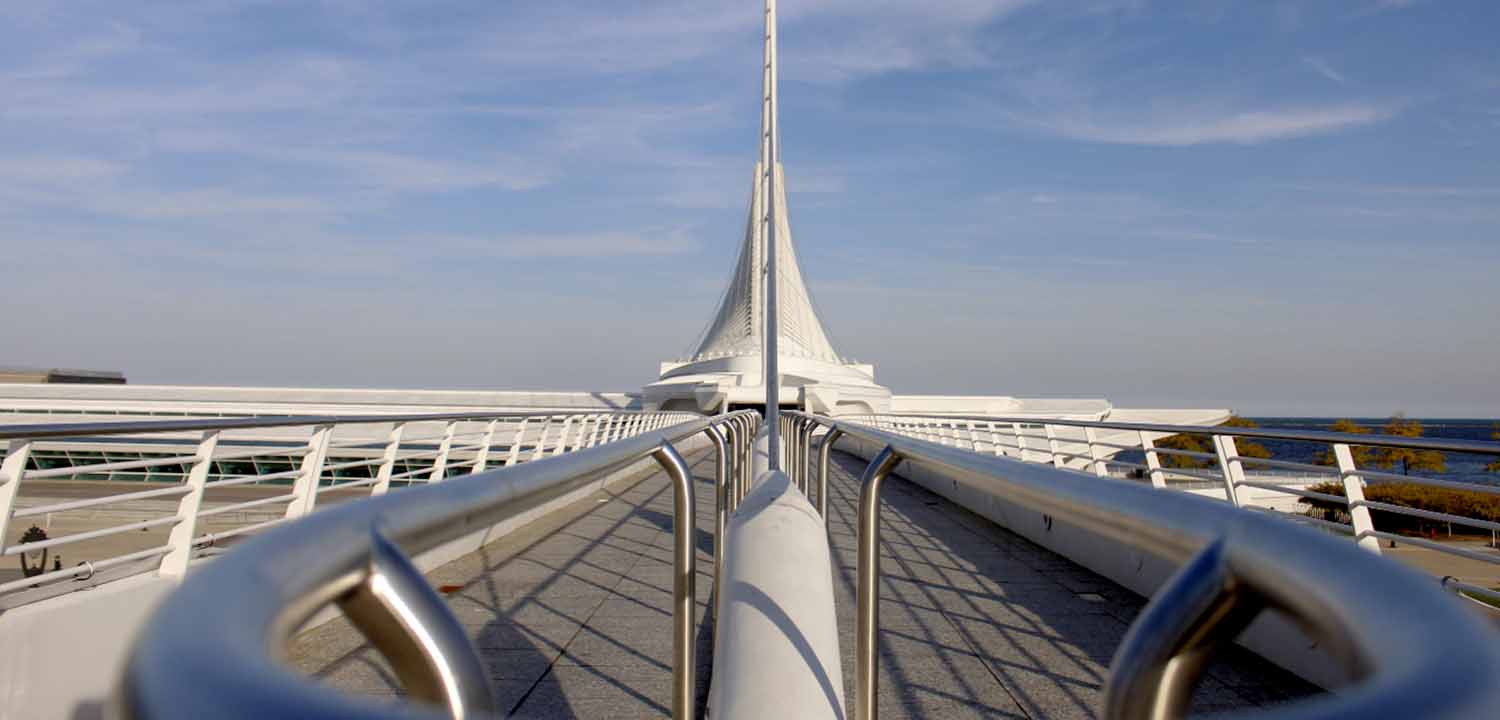 Milwaukee Art Museum: Basking in the Beauty of the Daylight